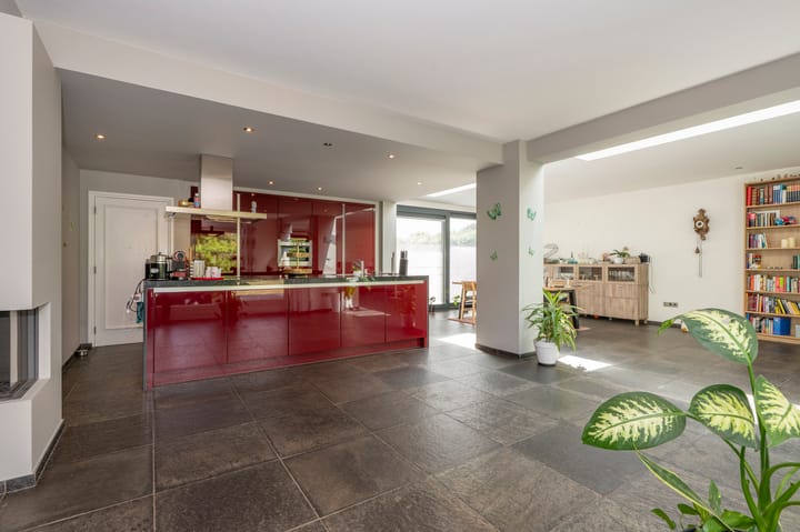 Foto 10 van Maasbrachterweg 91