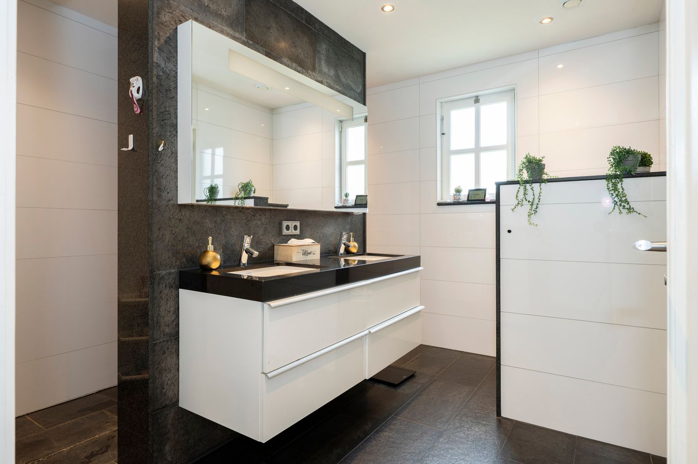 Foto 20 van Maasbrachterweg 91