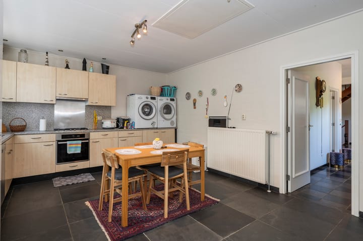 Foto 25 van Maasbrachterweg 91