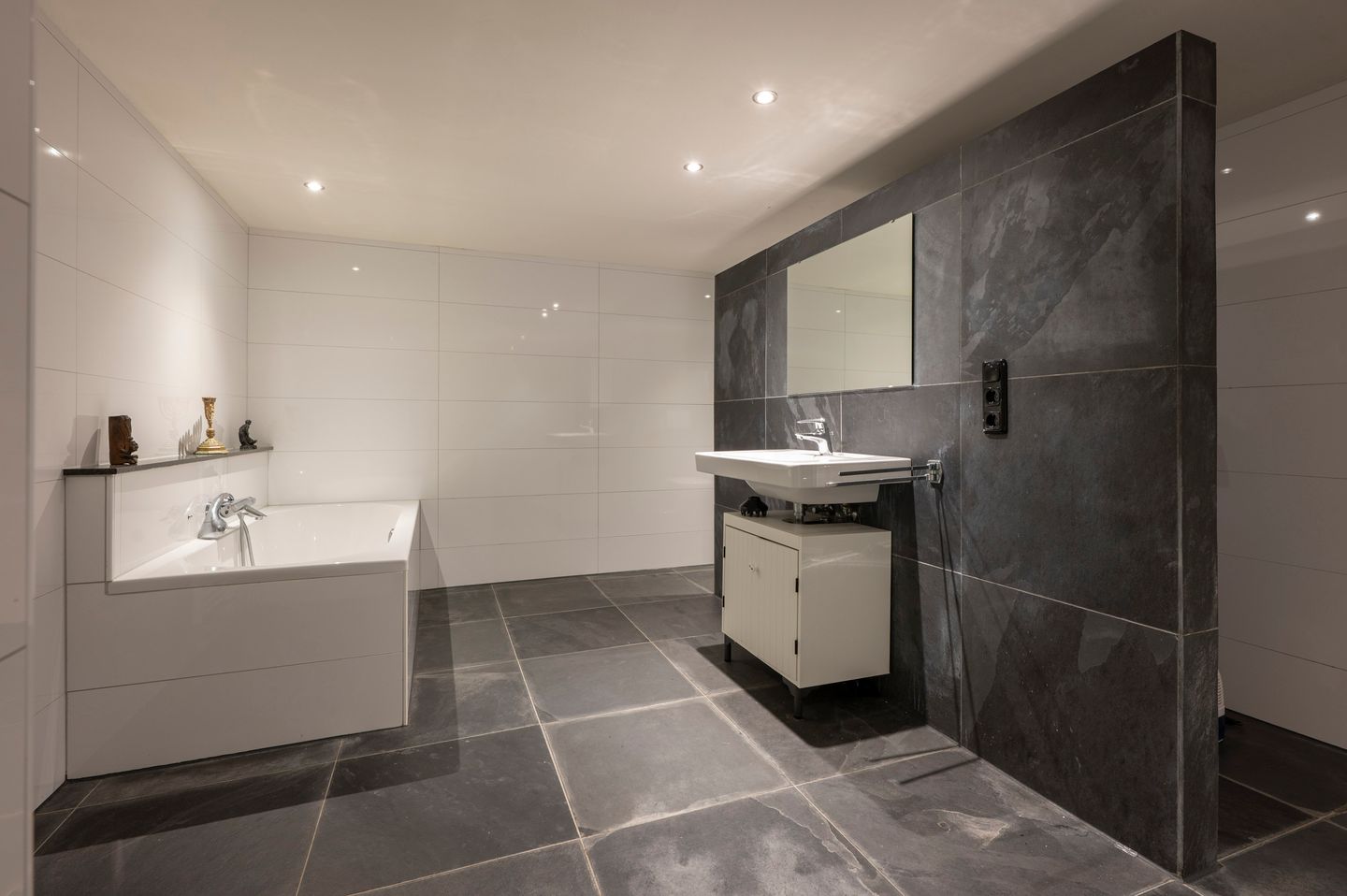 Foto 35 van Maasbrachterweg 91