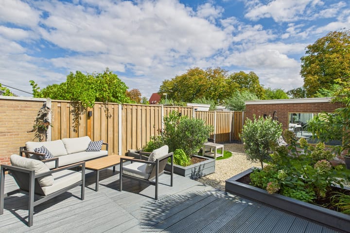 Foto 5 van Dolfijnstraat 57