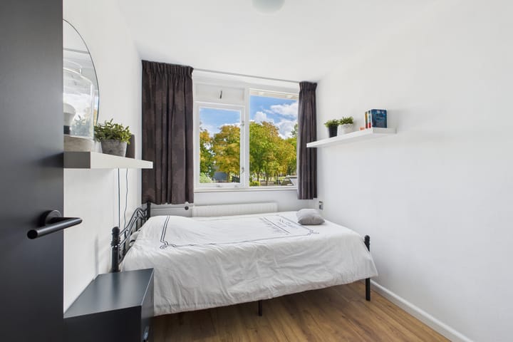 Foto 26 van Dolfijnstraat 57