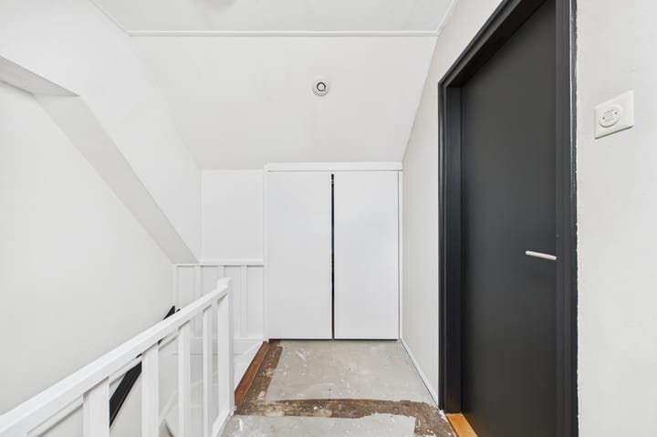 Foto 39 van Dolfijnstraat 57