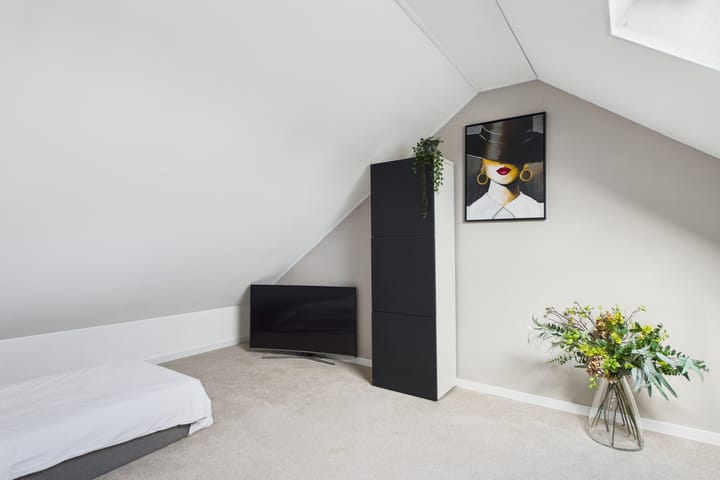 Foto 40 van Dolfijnstraat 57