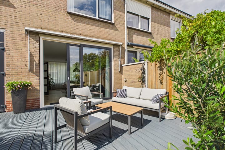 Foto 43 van Dolfijnstraat 57