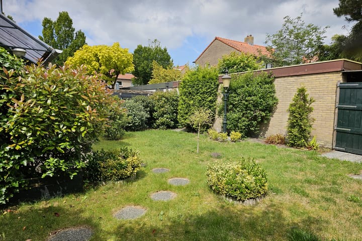 Foto 24 van Bilderdijklaan 11