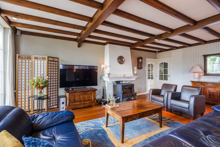 Photo 11 of Voorstraat 10