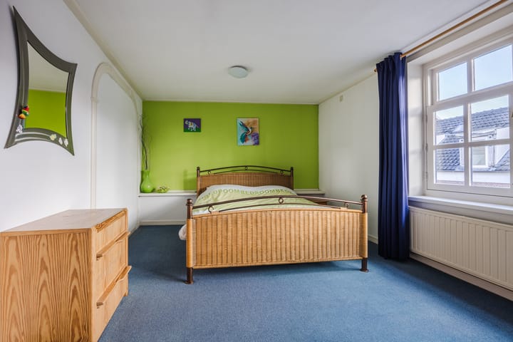 Photo 46 of Voorstraat 10