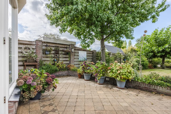 Photo 67 of Voorstraat 10