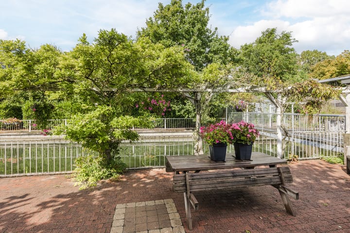 Photo 72 of Voorstraat 10