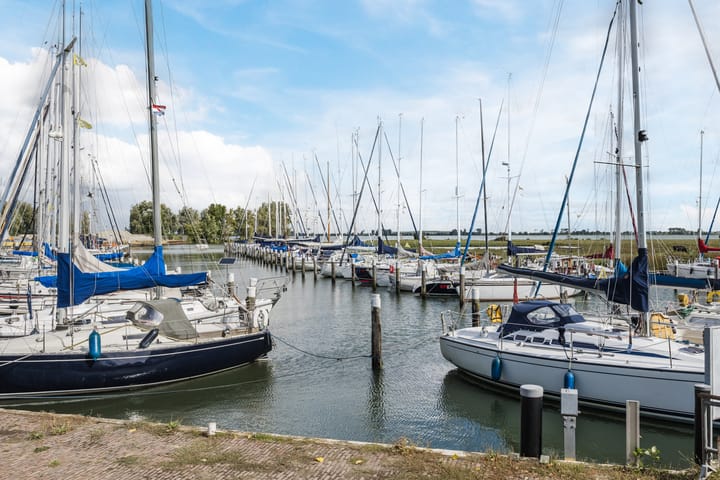 Photo 80 of Voorstraat 10