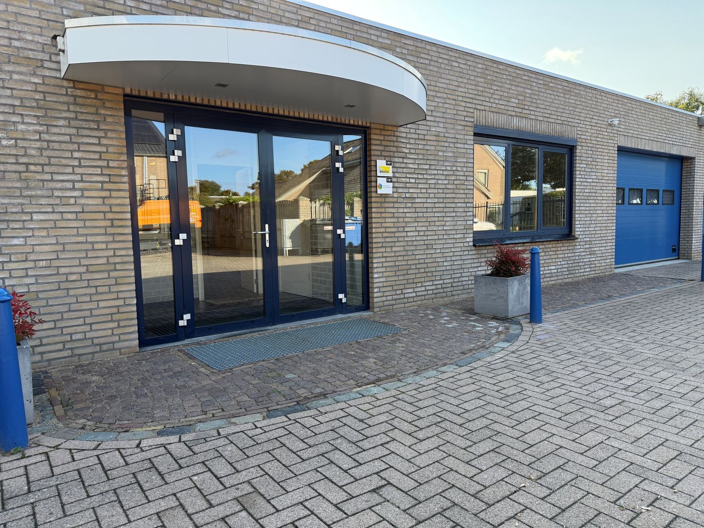 Bekijk foto 2 van Friezenweg 18-A
