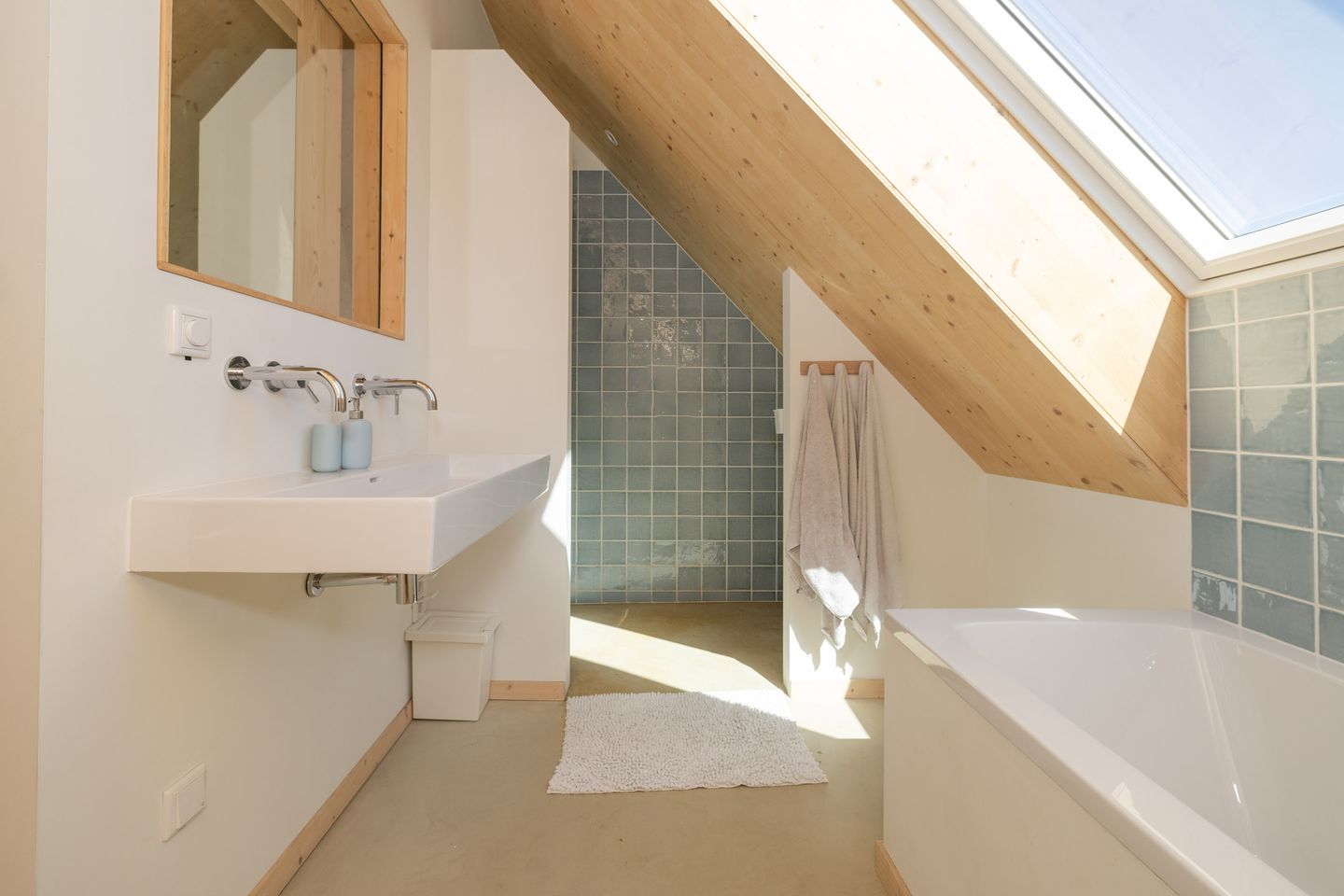 Foto 35 van Dorpsstraat 61-C