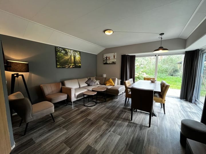 Foto 4 van Arnhemseweg 100-106