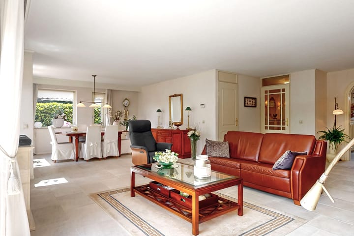 Photo 9 of Rode Ring 187