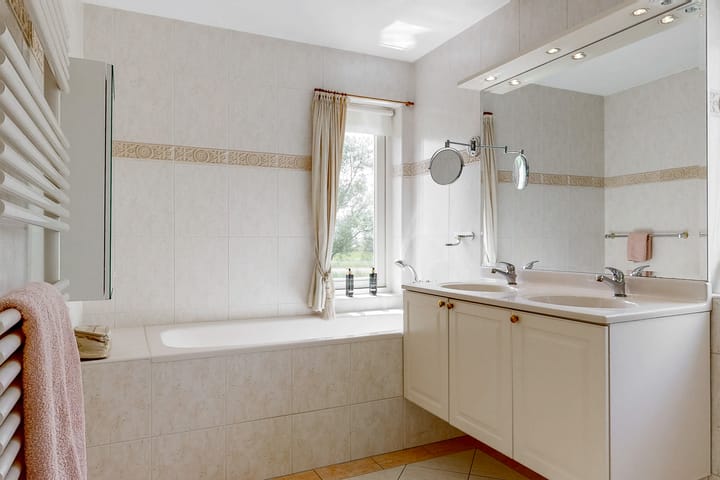 Photo 21 of Rode Ring 187