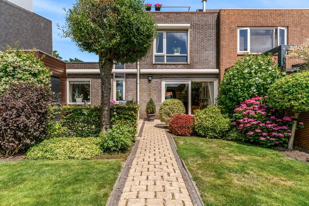 Foto 38 van Rode Ring 187