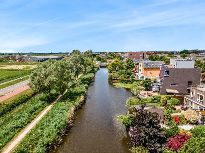 Photo 52 of Rode Ring 187