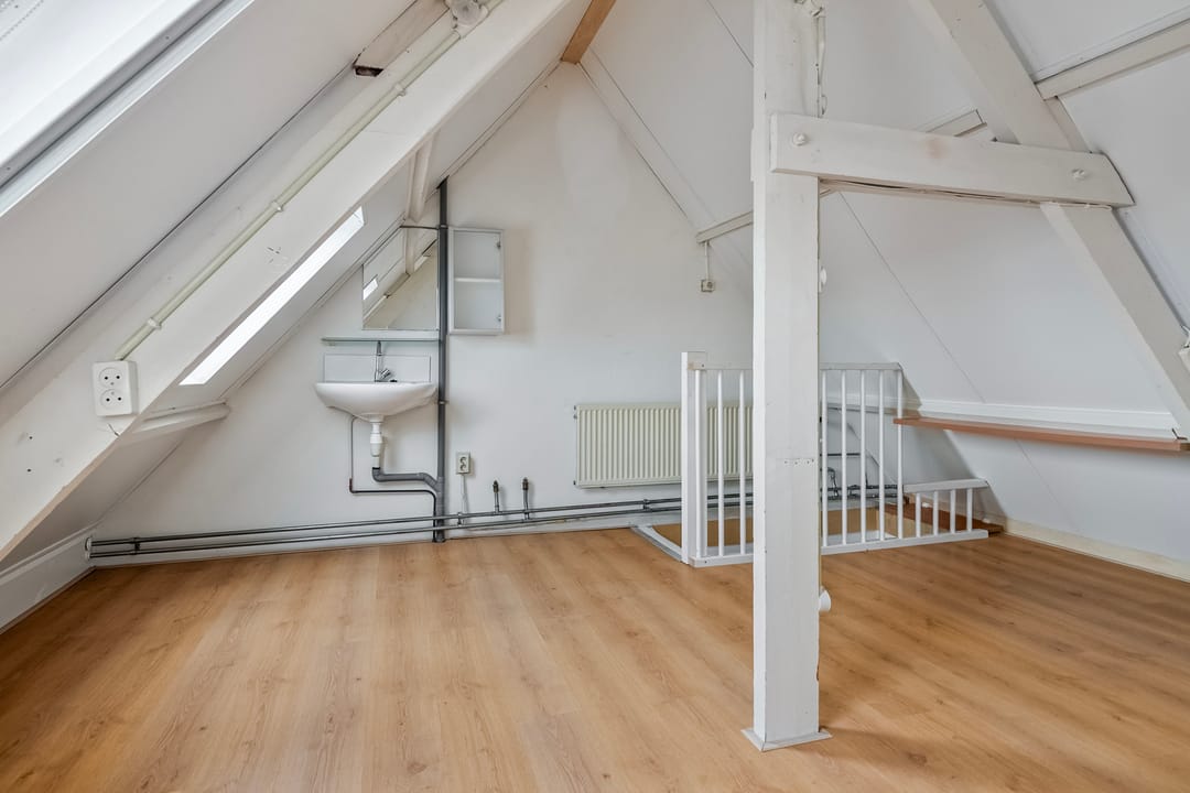 Foto 32 van Van Maerlantstraat 8