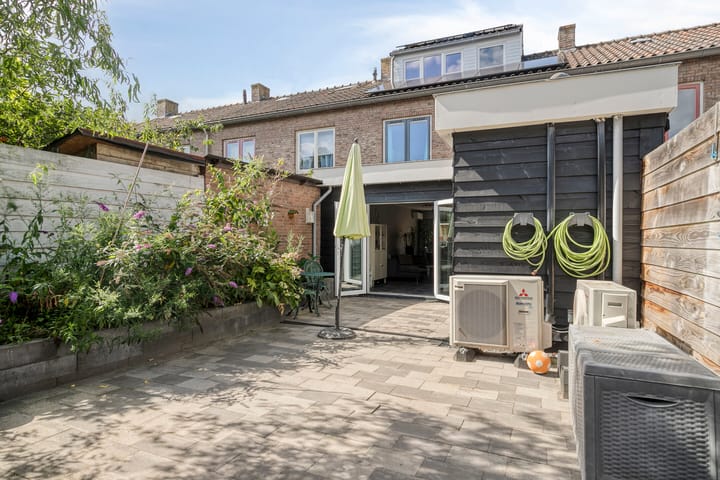 Photo 3 of Banckertstraat 63