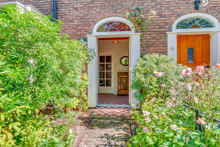 Foto 47 van Moerbeilaan 41