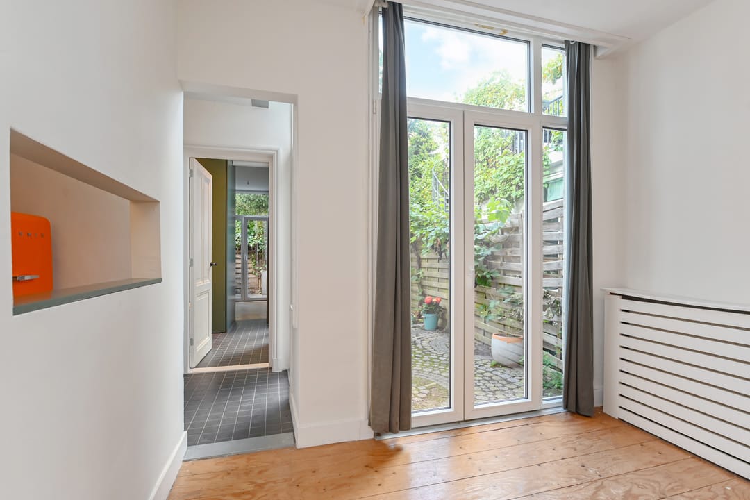 Foto 13 van Govert Bidloostraat 96