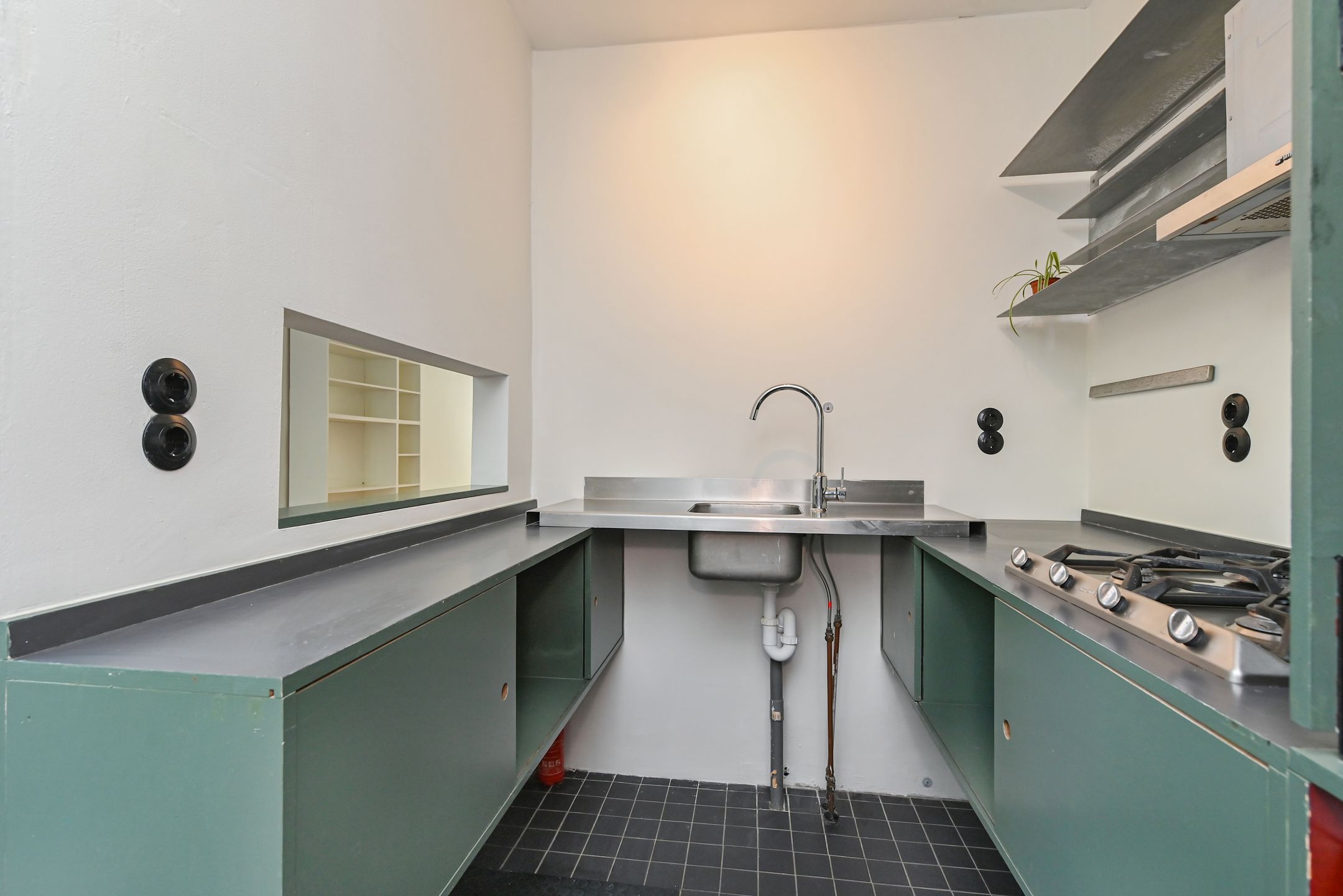 Foto 18 van Govert Bidloostraat 96