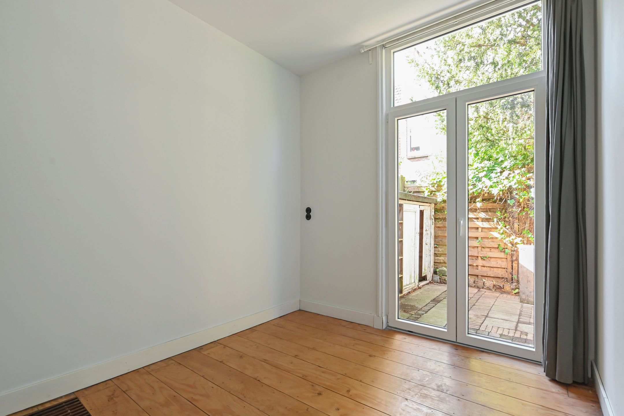 Foto 27 van Govert Bidloostraat 96