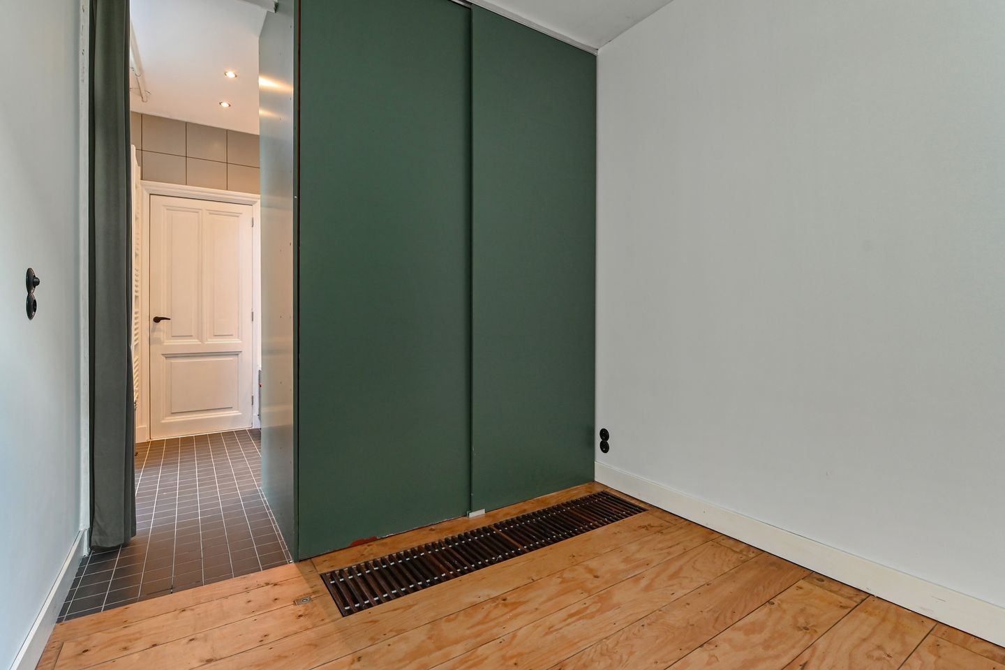 Foto 29 van Govert Bidloostraat 96