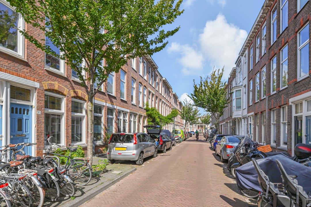 Foto 38 van Govert Bidloostraat 96