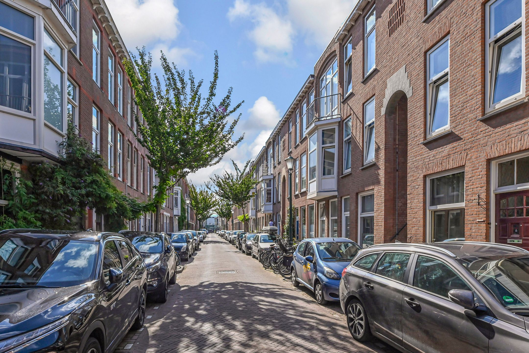 Foto 39 van Govert Bidloostraat 96