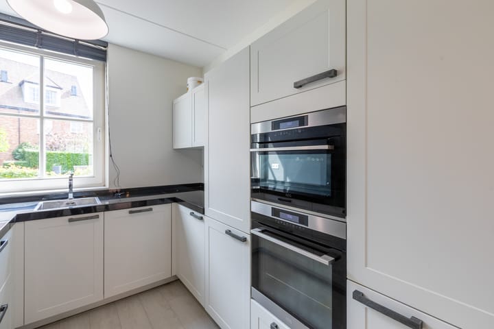 Foto 18 van Anna van Kleeflaan 31