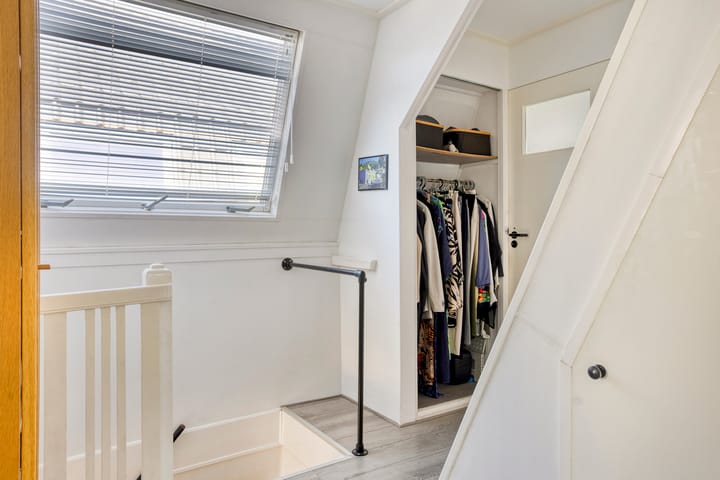 Foto 13 van Prins Hendrikstraat 50