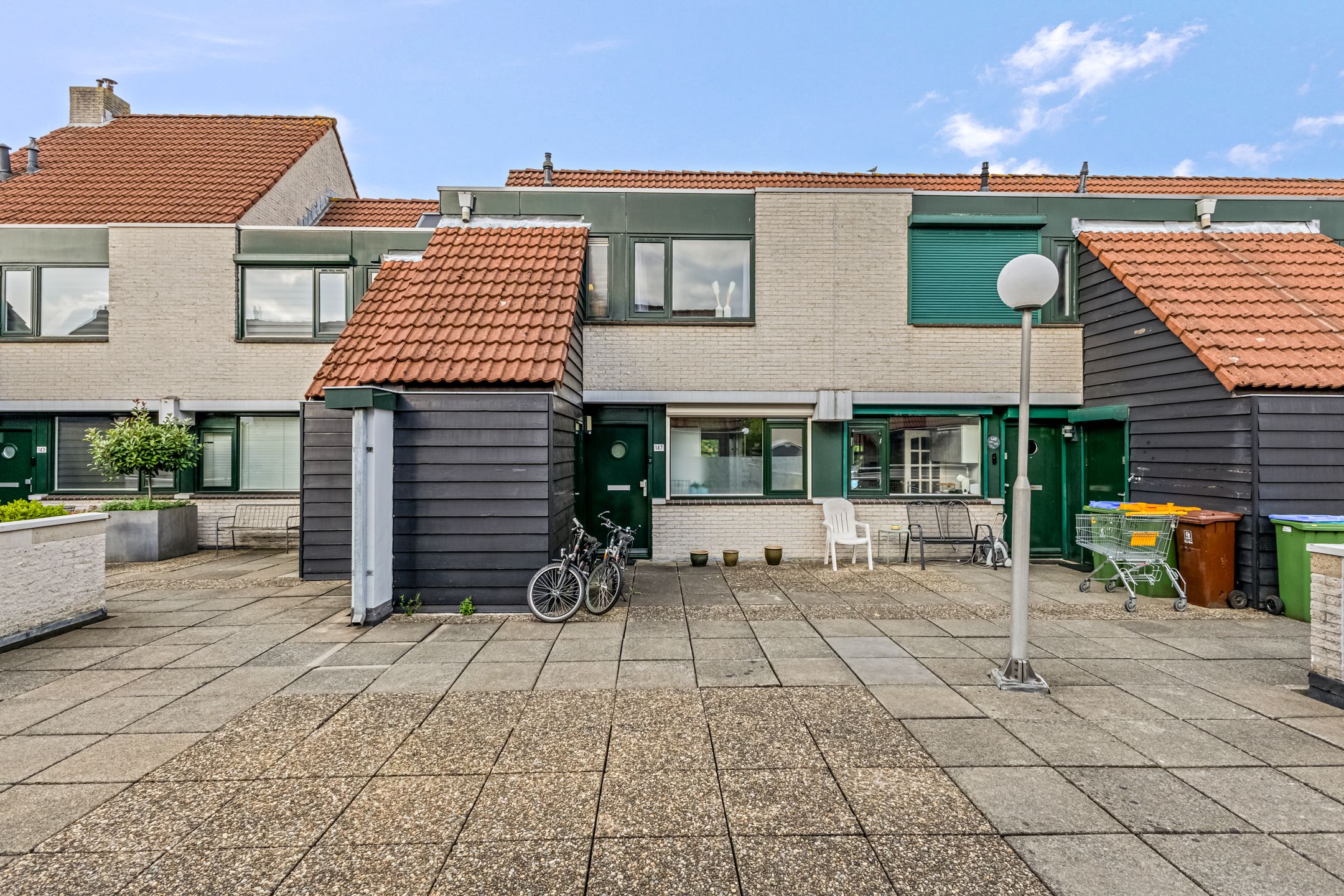 Photo 33 of Bellestein 147