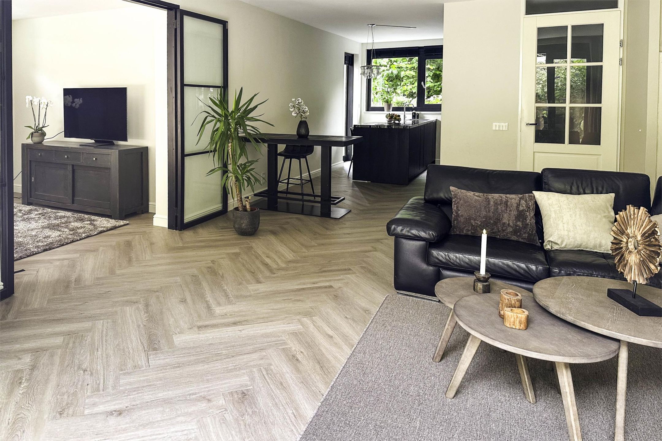 Foto 12 van De Bazelweg 36