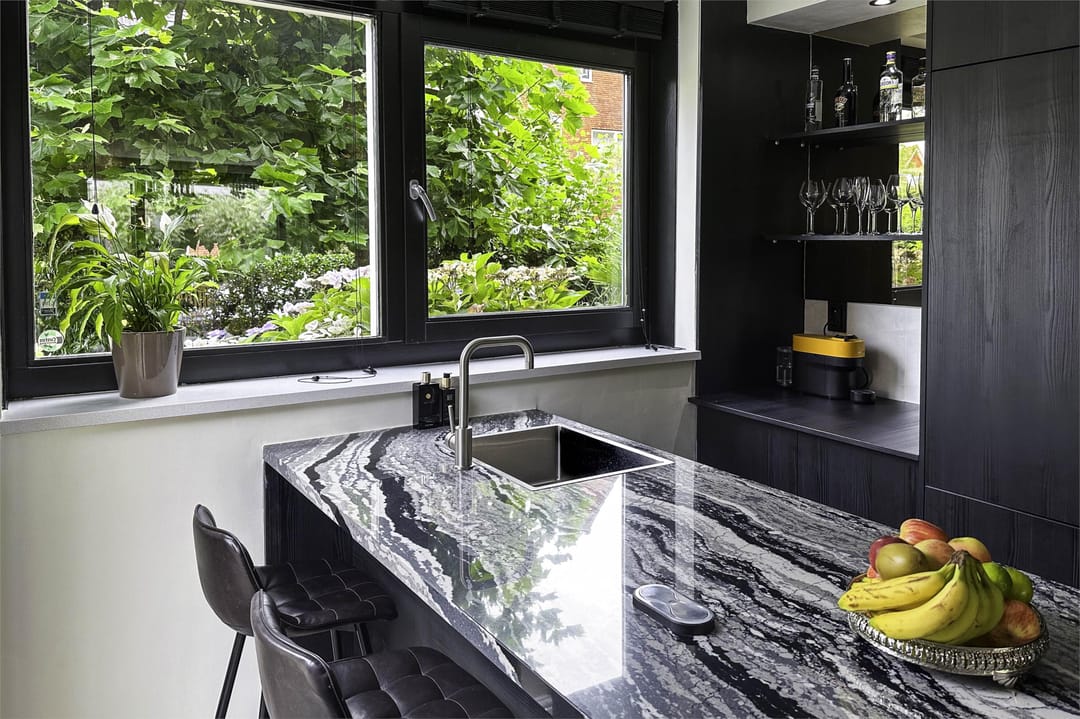 Foto 13 van De Bazelweg 36