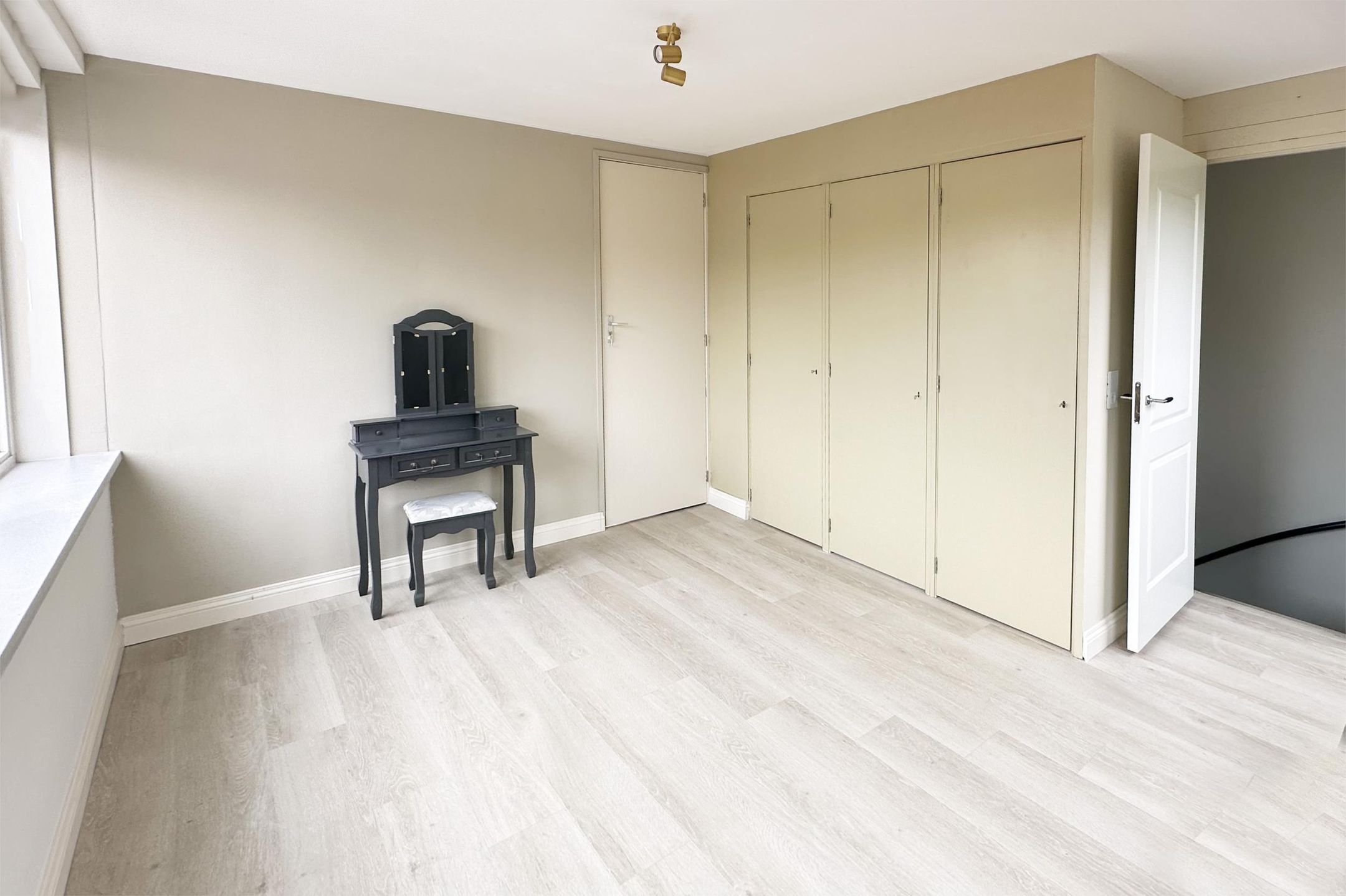 Foto 30 van De Bazelweg 36