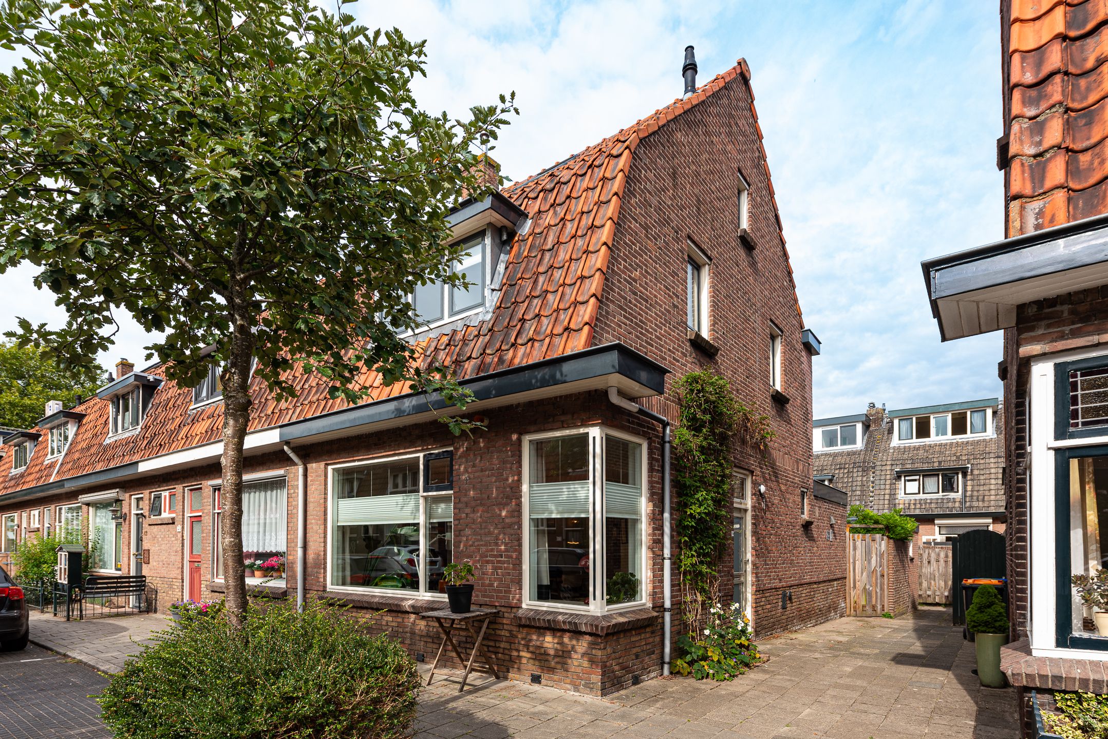 Burgemeester Strick van Linschotenstraat 38