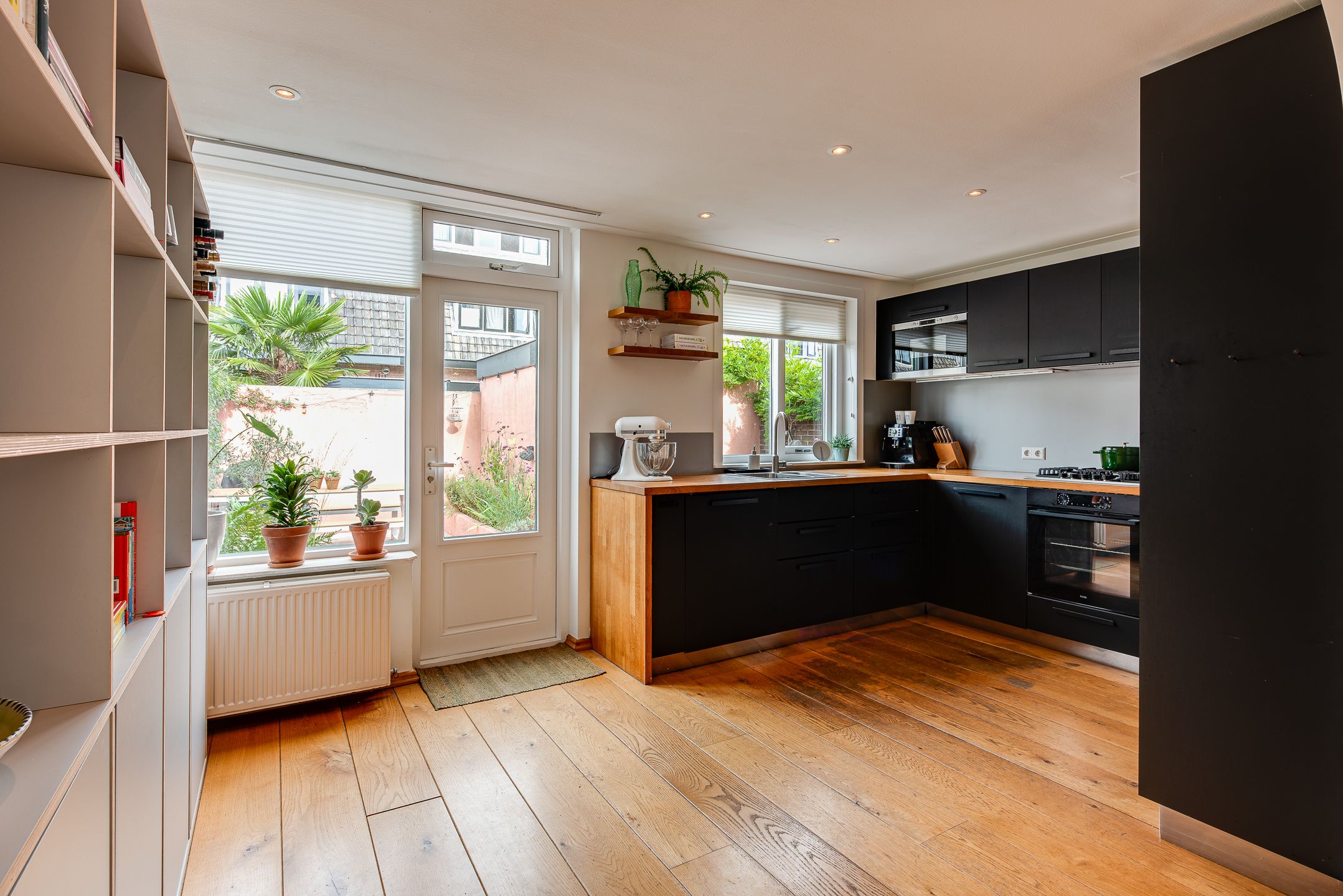 Foto 12 van Burgemeester Strick van Linschotenstraat 38