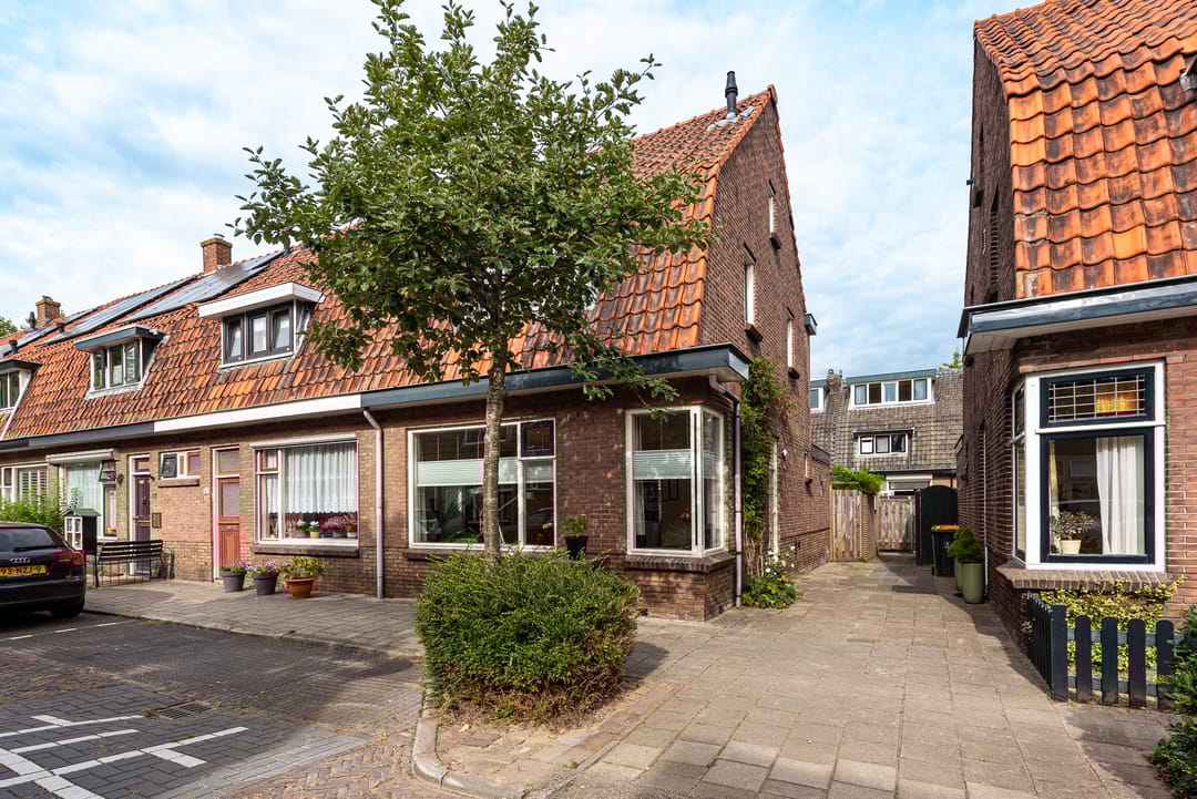 Foto 32 van Burgemeester Strick van Linschotenstraat 38