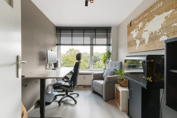 Photo 13 of S.M. Hugo van Gijnweg 243