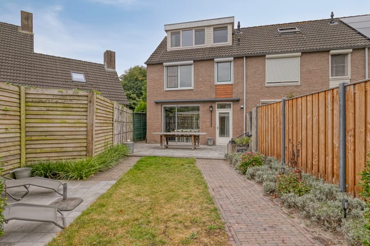 Foto 25 van De Wouwerd 17