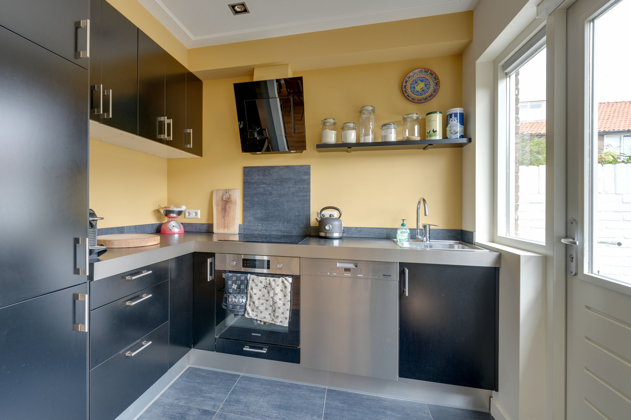 Foto 18 van Tutein Noltheniusplein 34