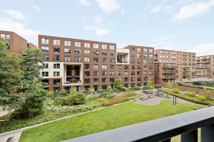 Photo 14 of Welnastraat 159