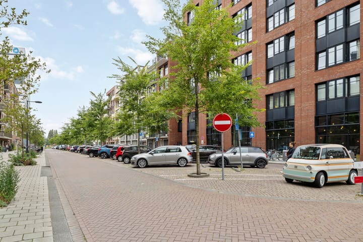 Photo 19 of Welnastraat 159