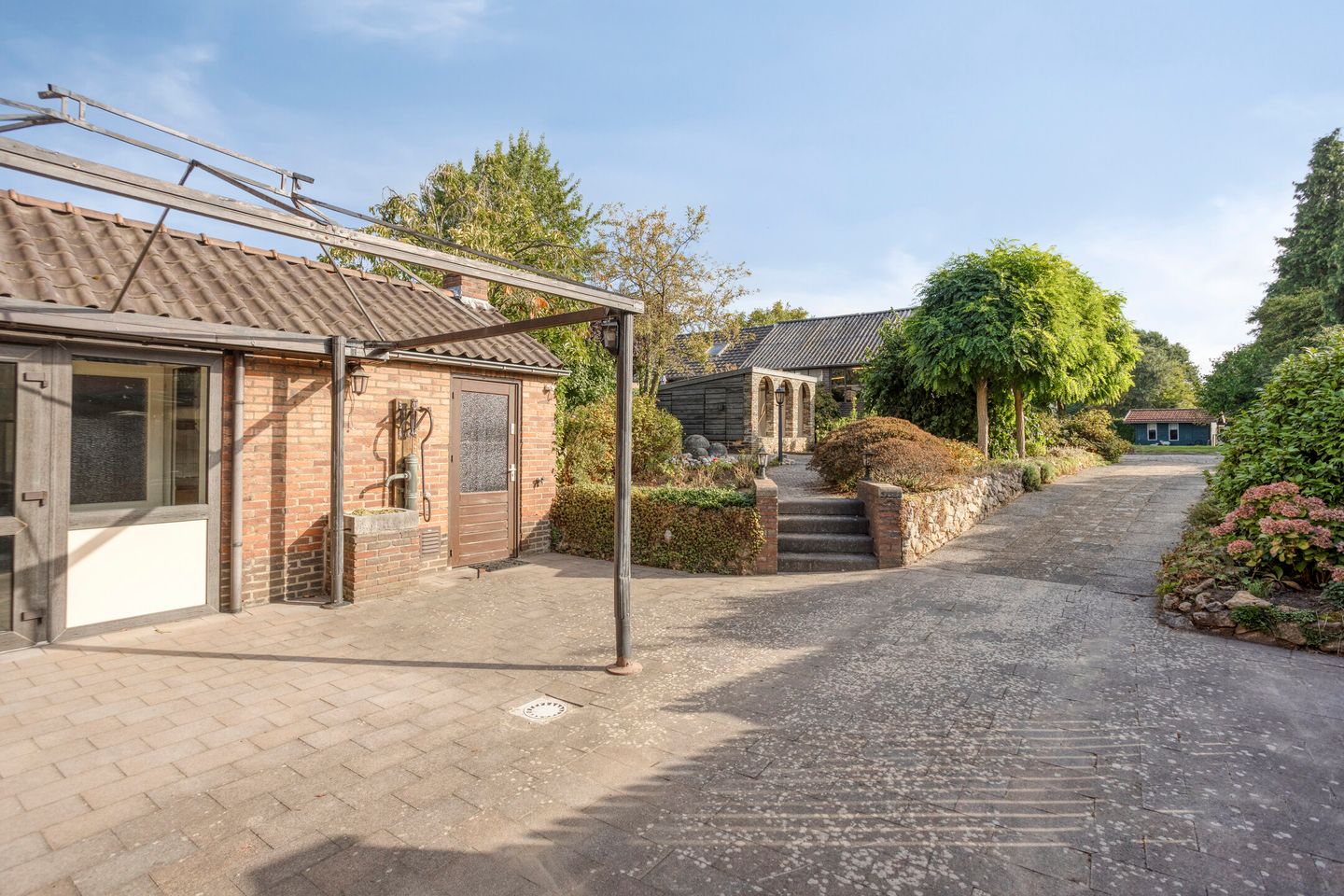 Foto 25 van Schouwberg 17-A