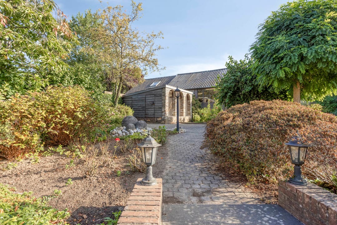 Foto 32 van Schouwberg 17-A