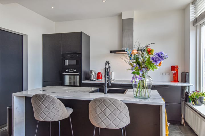 Foto 20 van Van Kinsbergenstraat 140