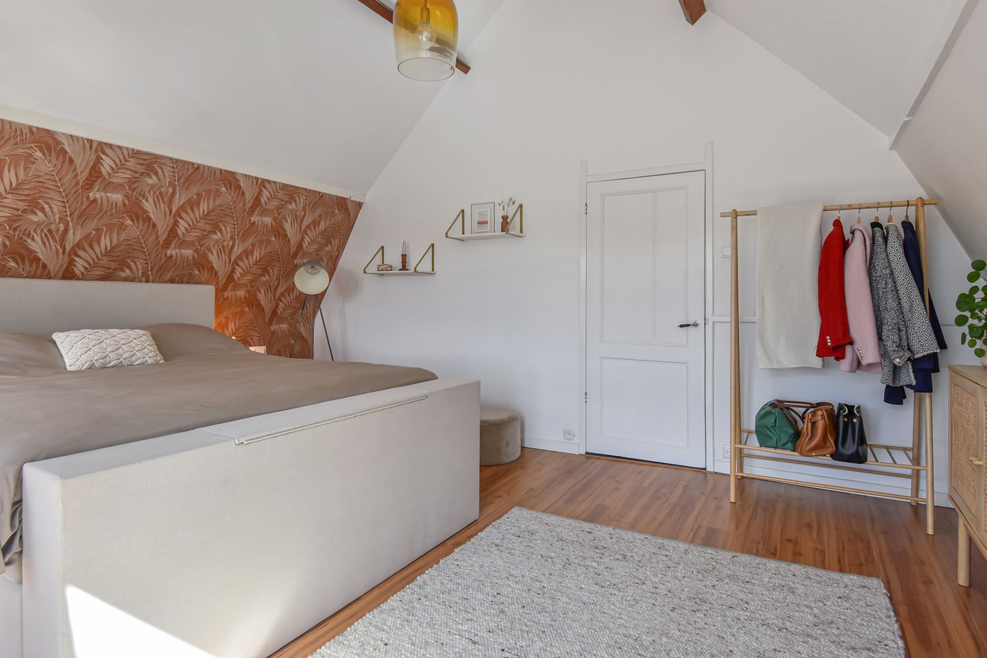 Photo 34 of Van Kinsbergenstraat 140