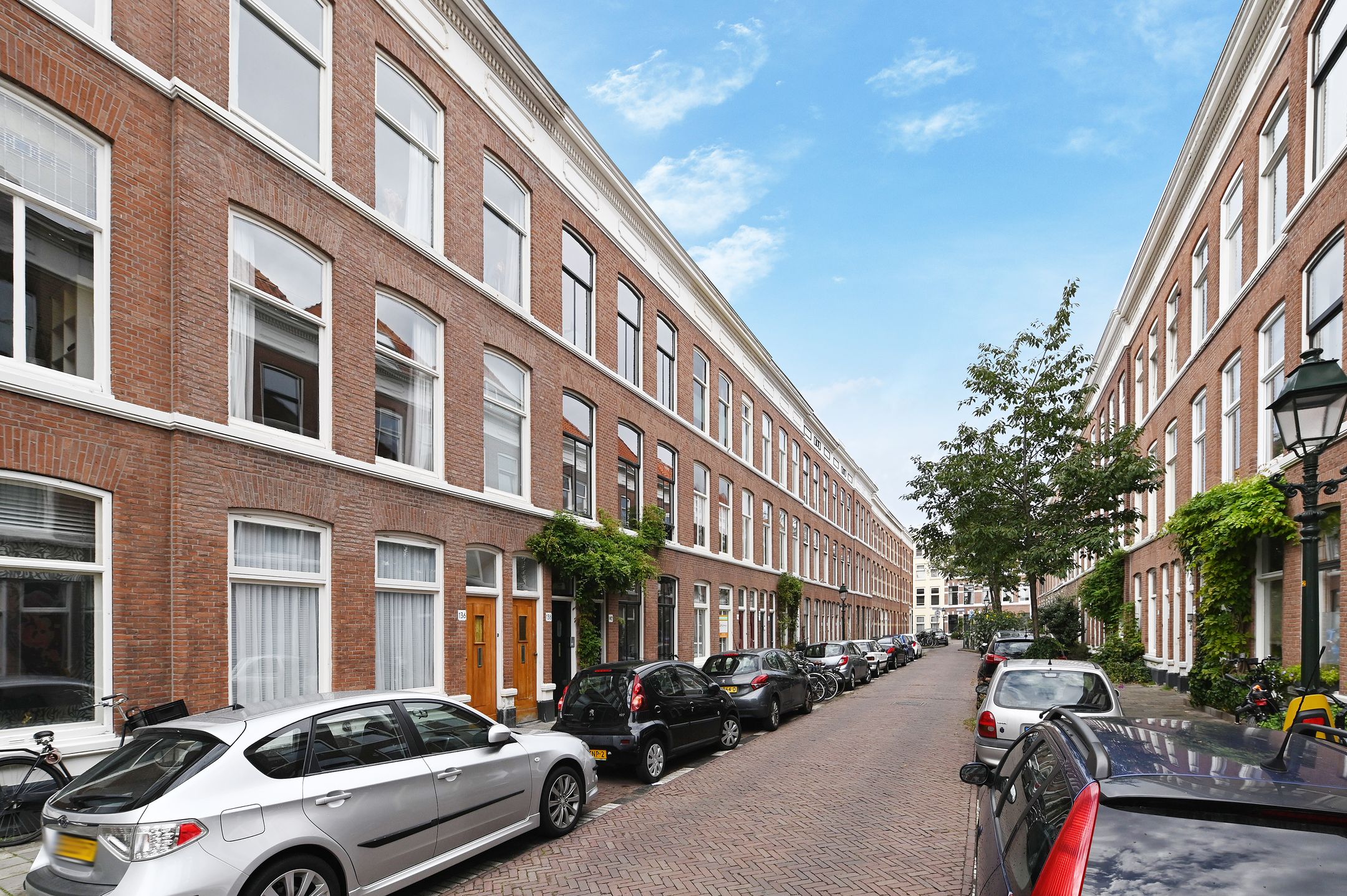 Photo 42 of Van Kinsbergenstraat 140